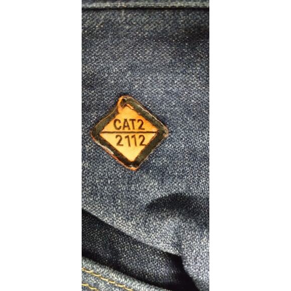 Wrangler Mens Jeans Dark Wash Denim Button Straight Leg Relaxed Fit Blue 48X32 - Picture 5 of 12